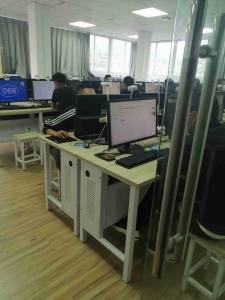 预算员要负责与造价咨询公司接洽完成对工作同步的审核