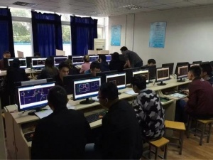 建筑行业虽然入行门槛低，但是要学精还是比较难