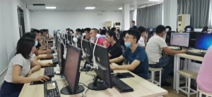工程造价员控制项目预决算的关键岗位
