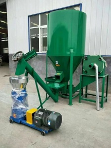 养殖场饲料通用型粉碎搅拌一体机工作原理介绍