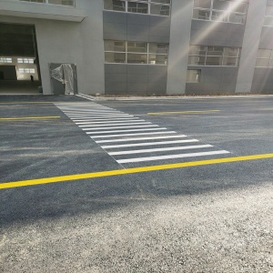 苏州工厂行车道及安全出入口标线尺寸说明