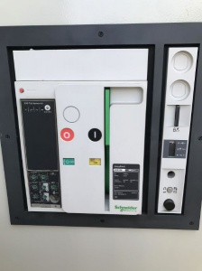苏州施耐德接触器回收 废旧断路器回收价格表